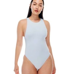 Aritizia Babaton Contour Bodysuit